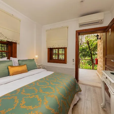 Zemira Garden 5* أنطاليا